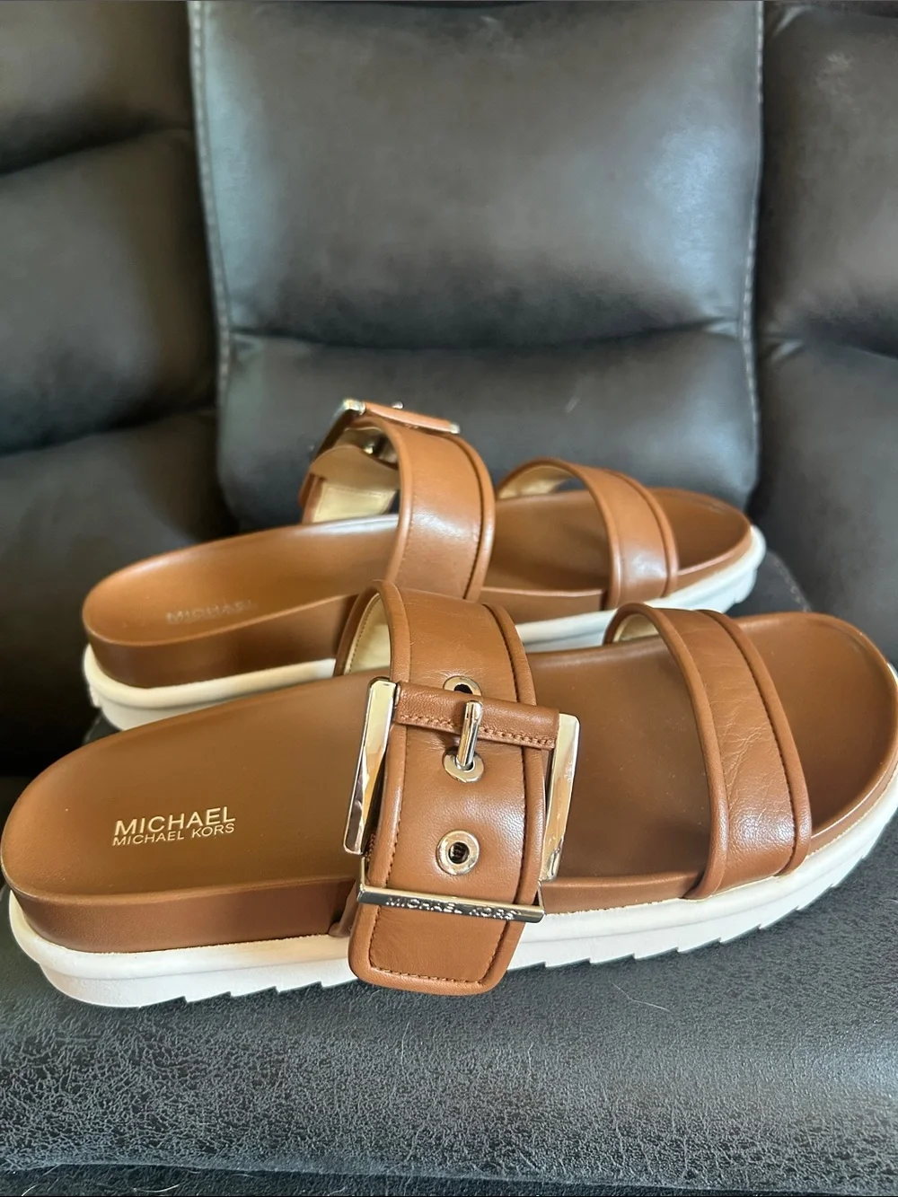 NWOT Michael Kors Colby Leather Double Strap Slide Sandals  Size 9